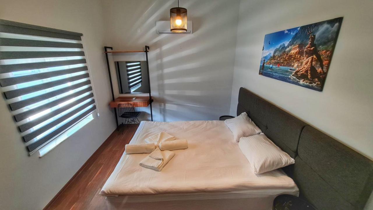Letstay Sweet Home Yellow Antalya Buitenkant foto