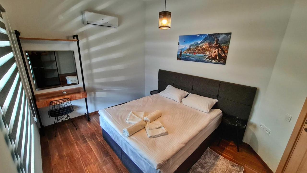 Letstay Sweet Home Yellow Antalya Buitenkant foto
